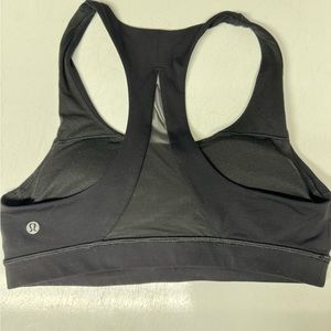 Lululemon black sports bra size 8
